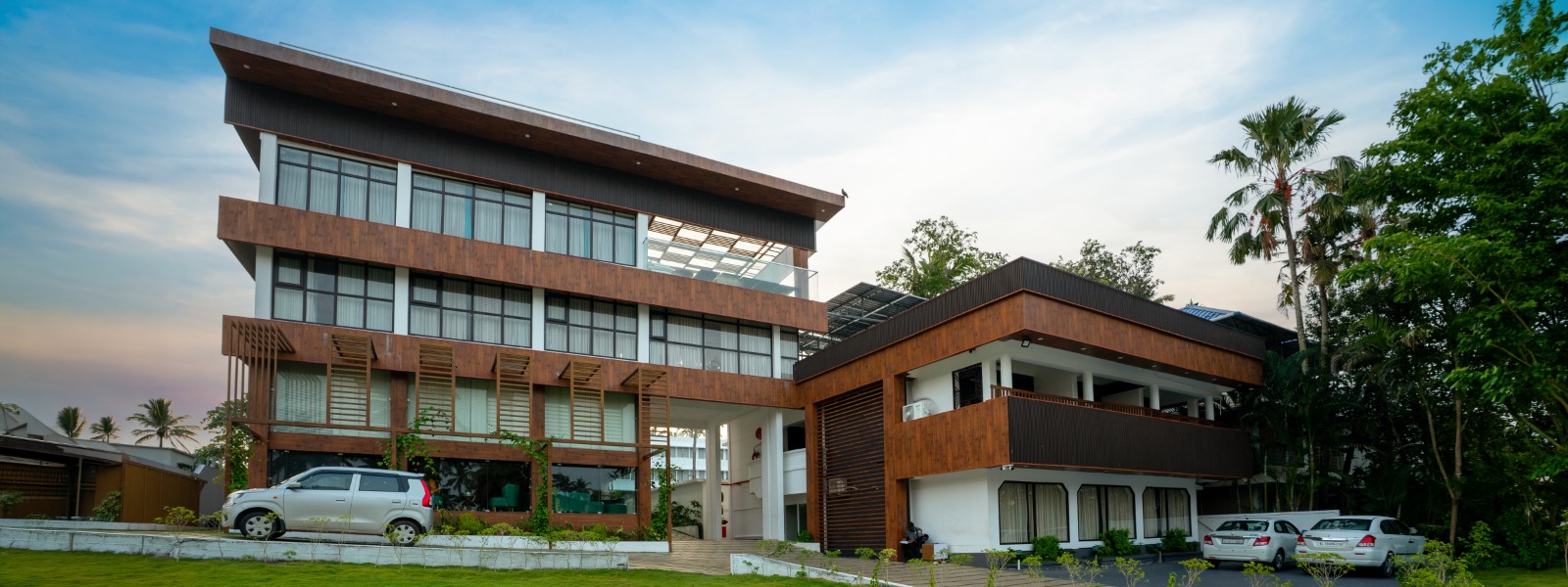 Luxury hotels in Varkala